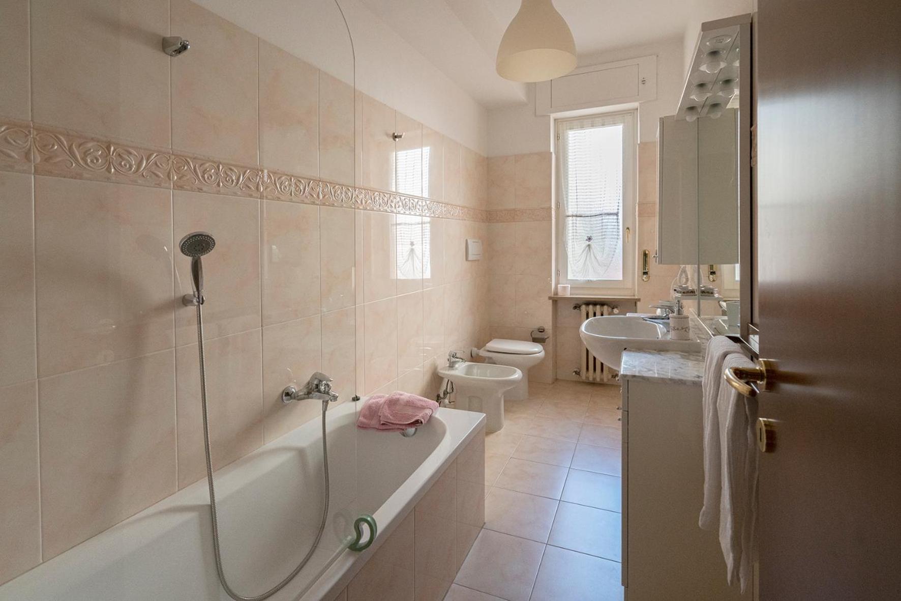 Pied A Terre - Atelier Apartment Verona Luaran gambar