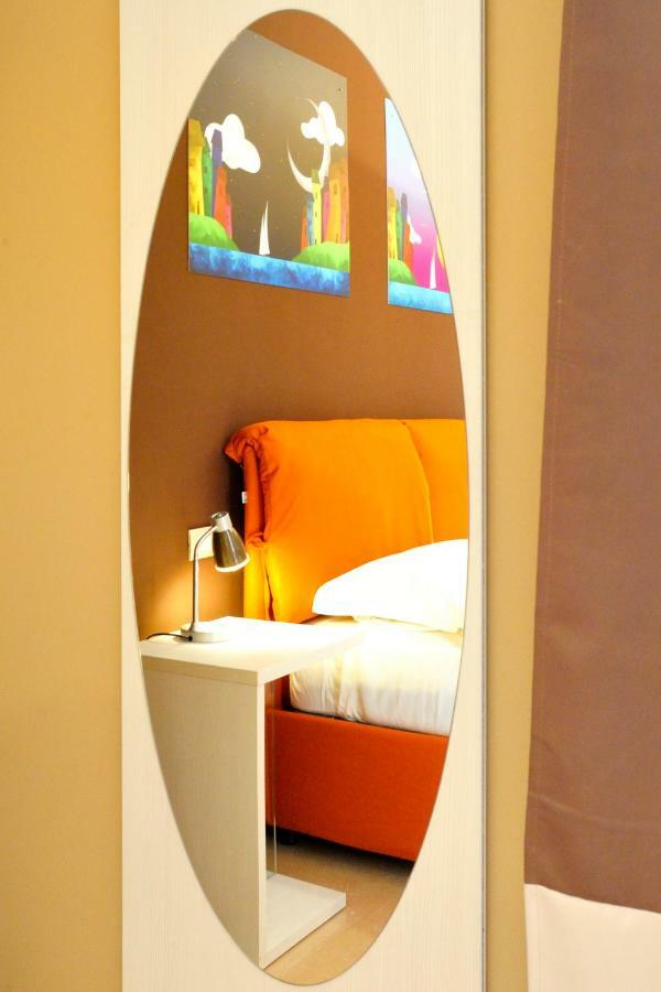 Pied A Terre - Atelier Apartment Verona Luaran gambar